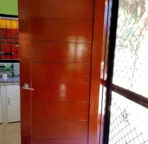Family Friendly Entire House 4 Minutes To *