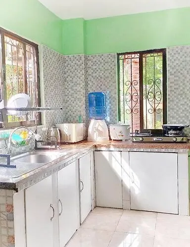 Family Friendly Entire House 4 Minutes To Casa vacanze *